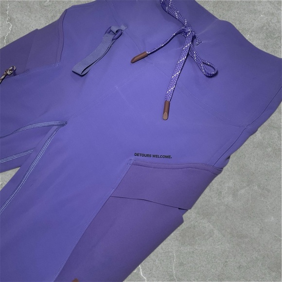 Lululemon Purple Leggings with Pockets - Picture 2 of 4